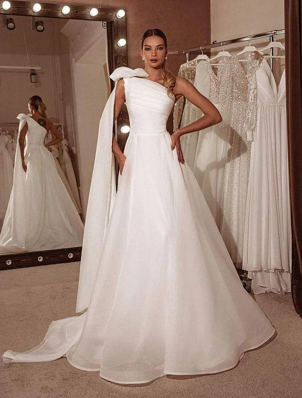 Super Sale One-Shoulder Wedding Dress
