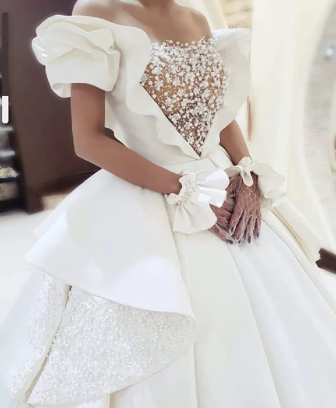 Bargain Blast Barbie White Wedding Gown