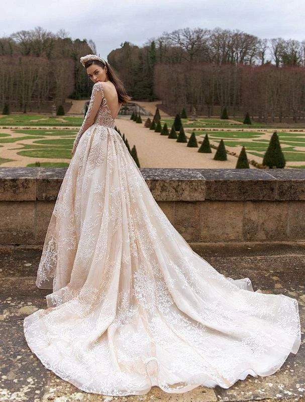 Price Blitz Chalk White Wedding Dress