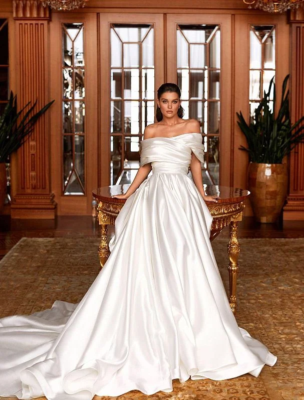 Early Access Impressive Off-Shoulder White Wedding Dress