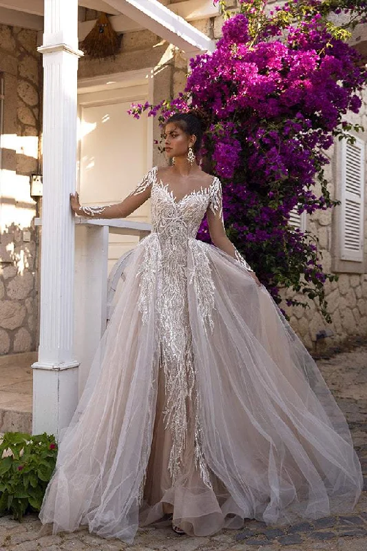 Sneak Peek Sale Wedding Dress With Shiny Lace Detachable Skirt