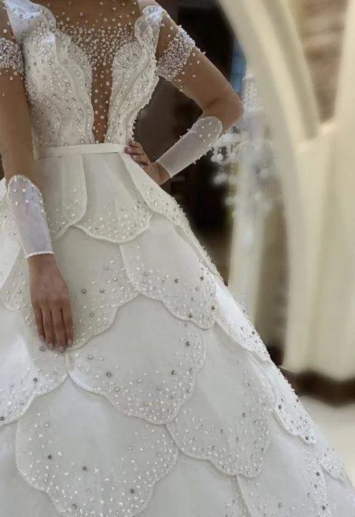 Low Prices Shiny Wedding Gown With Stones