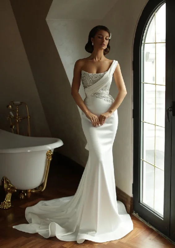 Sale Event Vivacious White Wedding Dress