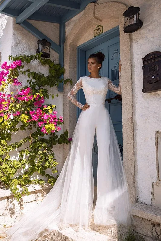 Discount Mania Winter White Wedding Dress