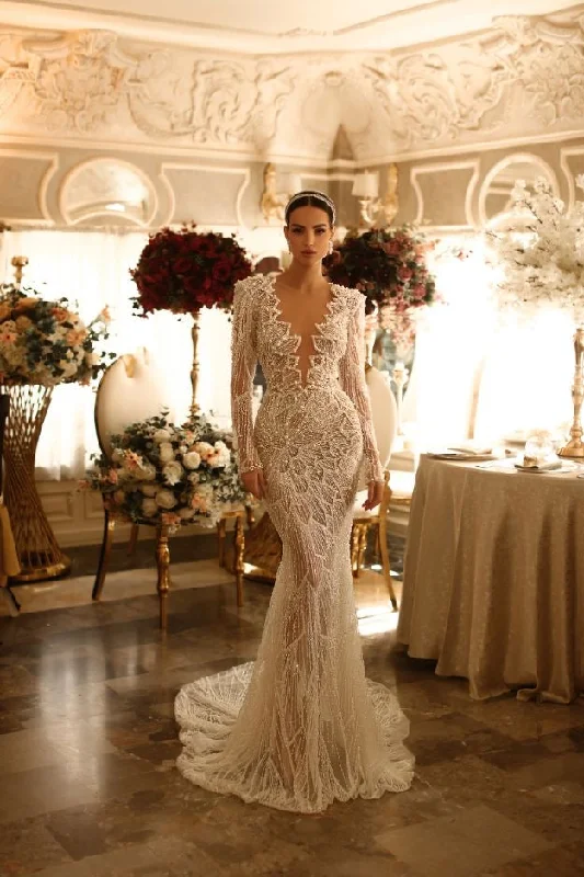 Stock Clearance Gracious White Wedding Dress
