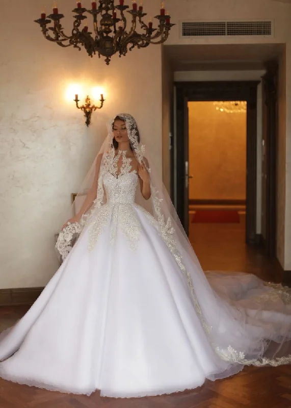 Closeout Fascinating White Wedding Dress