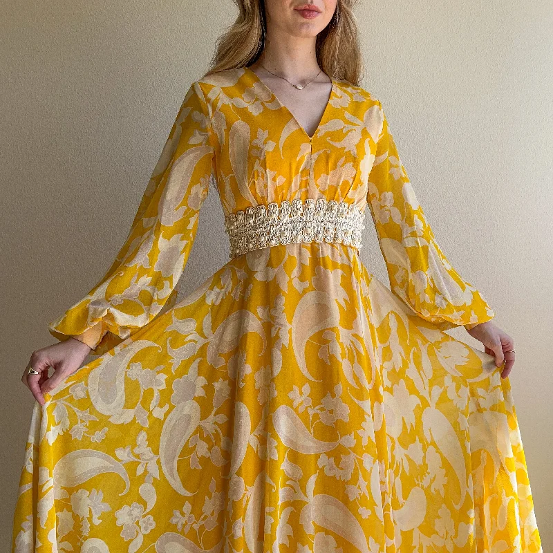 Massive Deals Fabulous 1970s Yellow Paisley Print Midi Dress (S/M)