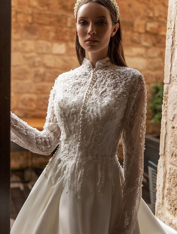 Limited Edition Titillating White Wedding Dress