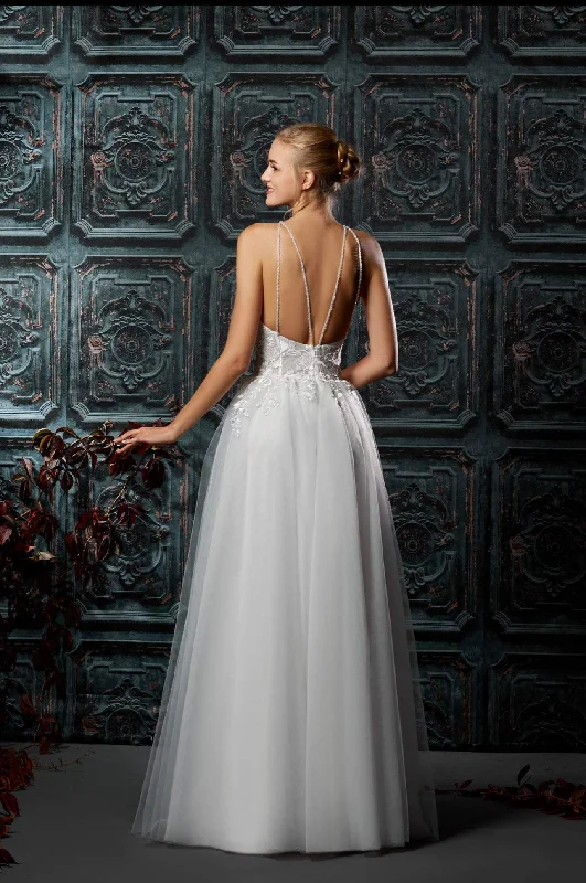 Daily Specials Berry White Wedding Dress