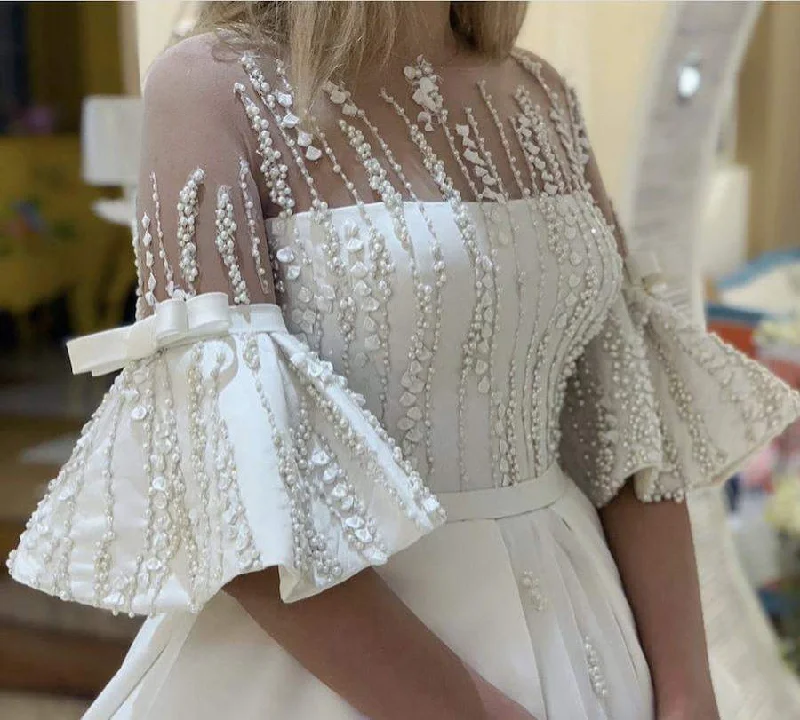 Major Savings Wedding Dress With Beads and Flowers