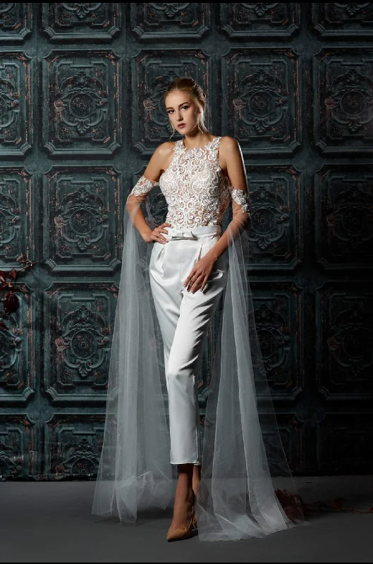 Quick Sale Rusty White Wedding Dress