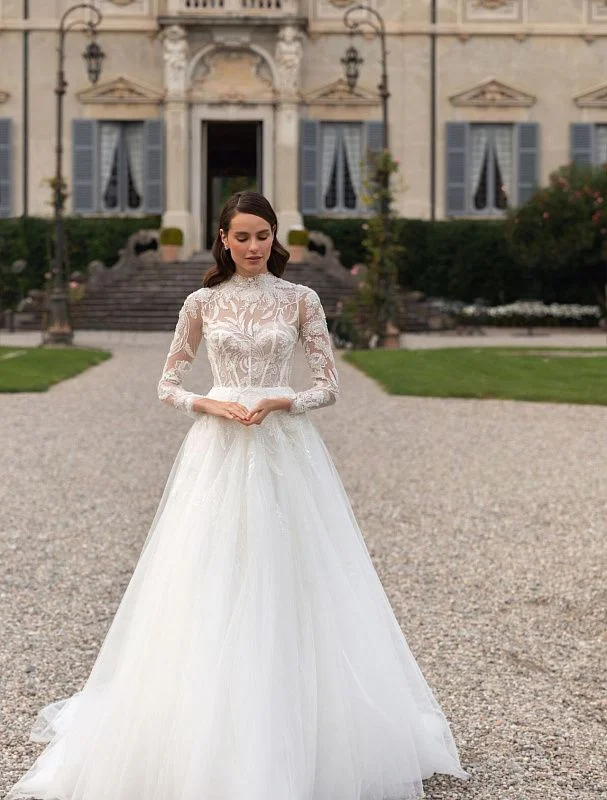 Closeout Long Sleeve Floral beaded White Wedding Dress