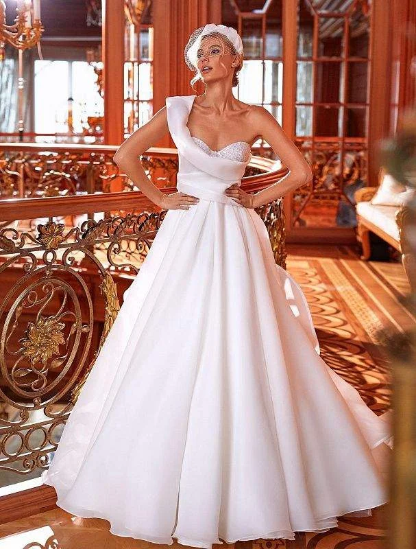 Warehouse Sale Earth White Wedding Dress