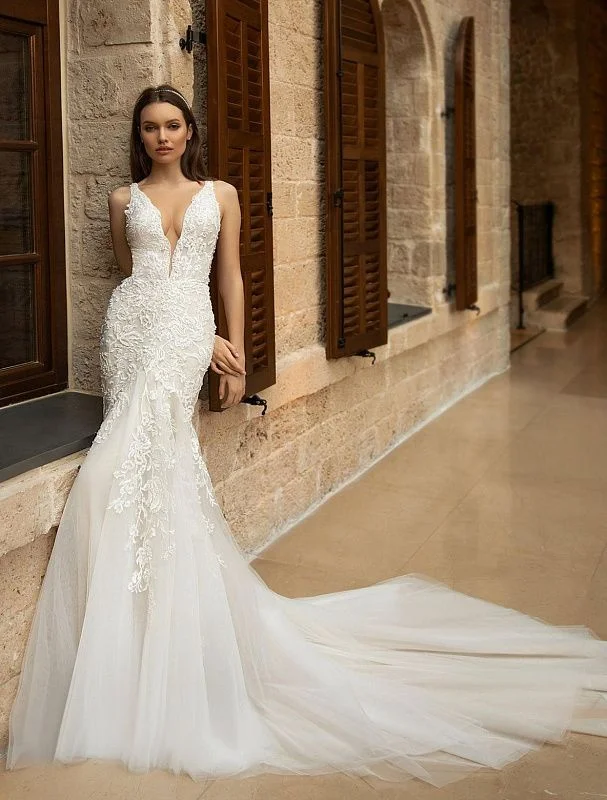 Year-End Clearance Ebullient White Wedding Dress