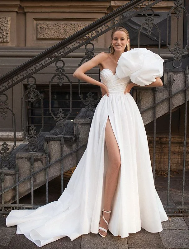 Price Break Ferocious White Wedding Dress