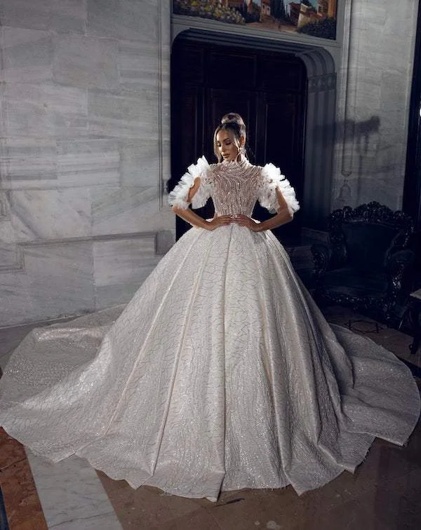 Deal Alert Elegant Sparkly White Wedding Dress