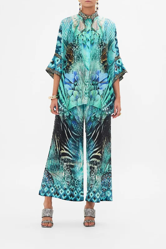 Take Advantage BATWING SHIRT AZURE ALLURE