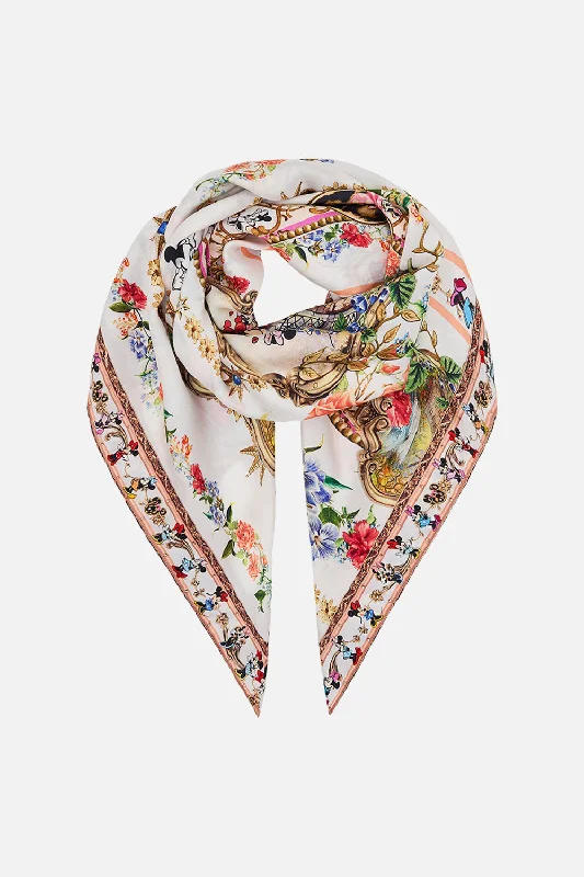 Huge Savings LARGE SQUARE SCARF MINNIE MAGIC FOREVER