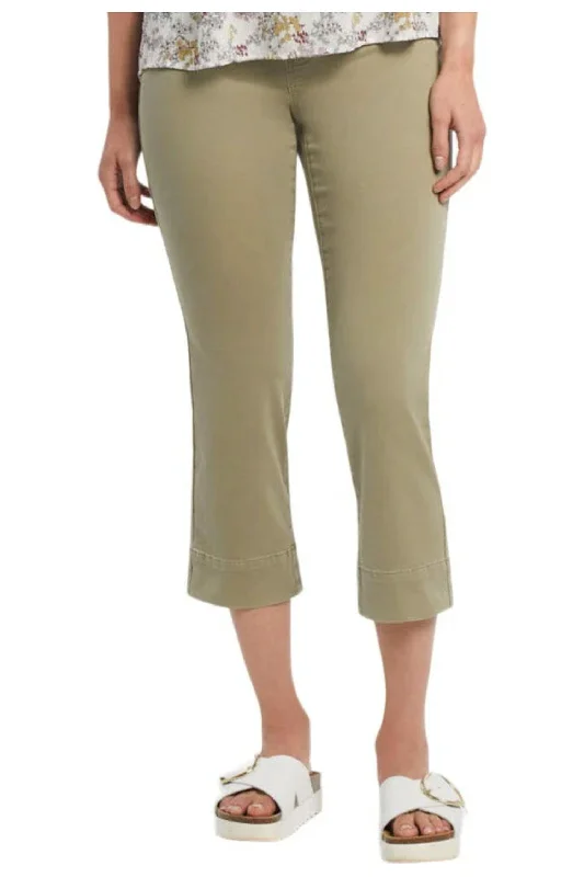 The Best Prices Pull On Kick Flare Capri In Sage