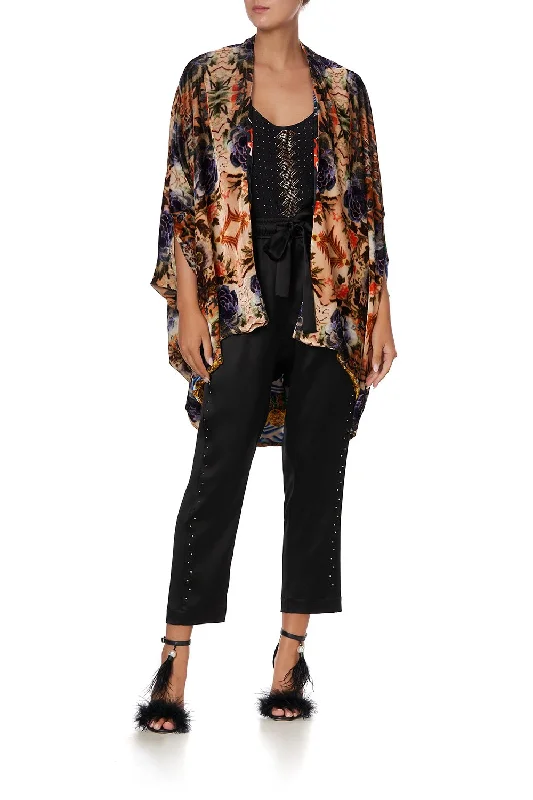 Daily Specials REVERSIBLE VELVET CAPE SAMSARA