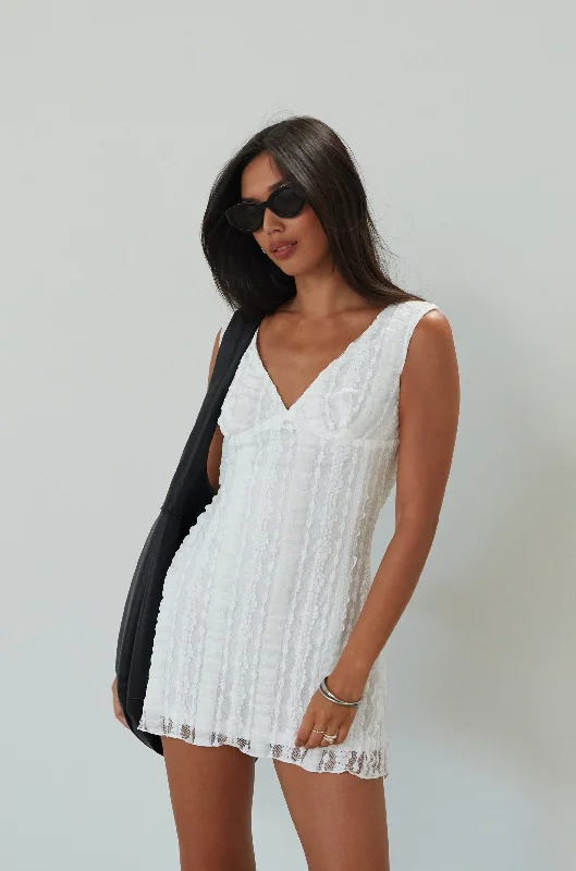 Act Fast Everything She Aint Dress