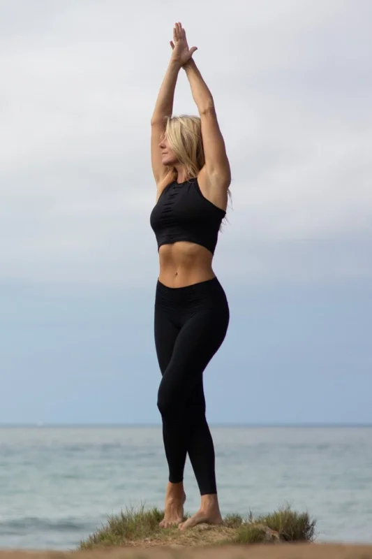 Mega Sale Solid Black Hot Pant