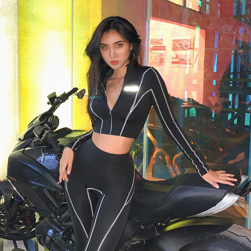 Quick Sale Striped embossed yoga suit