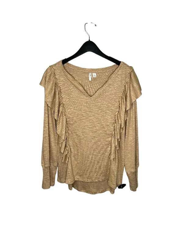 Online Only Top Long Sleeve By Cato In Tan, Size: L