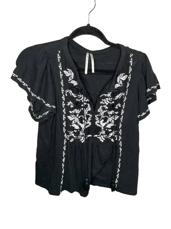 Discount Deals Top Short Sleeve By Anthropologie In Black, Size: Xs