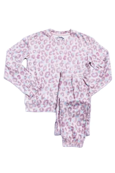 Big Discounts Leopard Love PJ Set